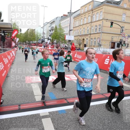 25.04.2026 - Das Zehntel Strokosch-Dieckow http://msf.ph/oto/9620292 25.04.2026 10:55:51 Ziel 5116, 5388, 5394, 5456, 5674, 5923, 5959, 6206, 6299, 6322, 6406, 6909, 6958, 7500, 7618, 7837, 7856, 7893 meine-sportfotos.de