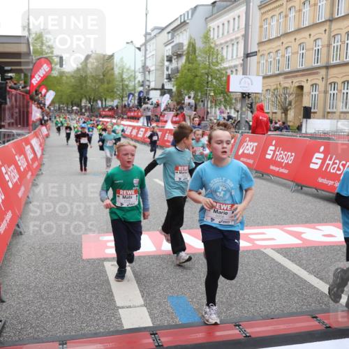 25.04.2026 - Das Zehntel Strokosch-Dieckow http://msf.ph/oto/9620350 25.04.2026 10:55:51 Ziel 5116, 5388, 5394, 5456, 5674, 5923, 5959, 6206, 6299, 6322, 6406, 6909, 6958, 7500, 7618, 7837, 7856, 7893 meine-sportfotos.de