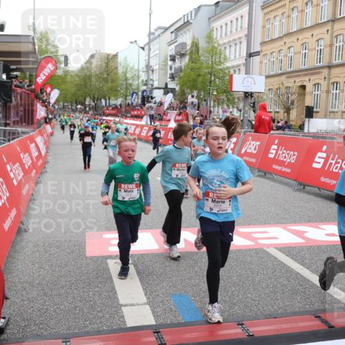 25.04.2026 - Das Zehntel Strokosch-Dieckow http://msf.ph/oto/9620360 25.04.2026 10:55:51 Ziel 5116, 5388, 5394, 5456, 5674, 5923, 5959, 6206, 6299, 6322, 6406, 6909, 6958, 7500, 7618, 7837, 7856, 7893 meine-sportfotos.de