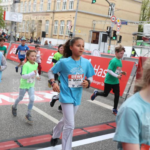 25.04.2026 - Das Zehntel Strokosch-Dieckow http://msf.ph/oto/9620388 25.04.2026 11:00:24 Ziel 5198, 5501, 5527, 5702, 5911, 5918, 5972, 5975, 6196, 6255, 6285, 6296, 6303, 6333, 6465, 6473, 6483, 6536, 6546, 6573, 6577, 6963, 6998, 7012, 7013, 7059, 7108, 7124, 7140, 7155, 7174, 7179, 7631, 7633, 7692, 7812, 7826, 7993 meine-sportfotos.de