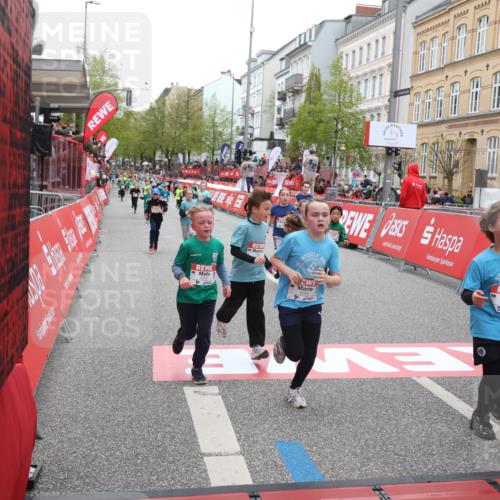 25.04.2026 - Das Zehntel Strokosch-Dieckow http://msf.ph/oto/9620392 25.04.2026 10:55:51 Ziel 5116, 5388, 5394, 5456, 5674, 5923, 5959, 6206, 6299, 6322, 6406, 6909, 6958, 7500, 7618, 7837, 7856, 7893 meine-sportfotos.de