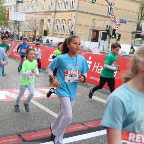 25.04.2026 - Das Zehntel Strokosch-Dieckow http://msf.ph/oto/9620398 25.04.2026 11:00:24 Ziel 5198, 5501, 5527, 5702, 5911, 5918, 5972, 5975, 6196, 6255, 6285, 6296, 6303, 6333, 6465, 6473, 6483, 6536, 6546, 6573, 6577, 6963, 6998, 7012, 7013, 7059, 7108, 7124, 7140, 7155, 7174, 7179, 7631, 7633, 7692, 7812, 7826, 7993 meine-sportfotos.de