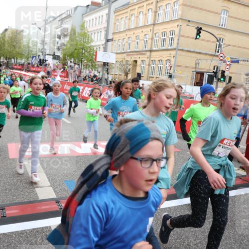 25.04.2026 - Das Zehntel Strokosch-Dieckow http://msf.ph/oto/9620466 25.04.2026 11:00:24 Ziel 5198, 5501, 5527, 5702, 5911, 5918, 5972, 5975, 6196, 6255, 6285, 6296, 6303, 6333, 6465, 6473, 6483, 6536, 6546, 6573, 6577, 6963, 6998, 7012, 7013, 7059, 7108, 7124, 7140, 7155, 7174, 7179, 7631, 7633, 7692, 7812, 7826, 7993 meine-sportfotos.de