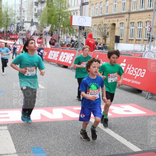 25.04.2026 - Das Zehntel Strokosch-Dieckow http://msf.ph/oto/9620564 25.04.2026 10:55:48 Ziel 5116, 5798, 5857, 5923, 5959, 6299, 6322, 6404, 6406, 6909, 7837, 7856, 7893 meine-sportfotos.de