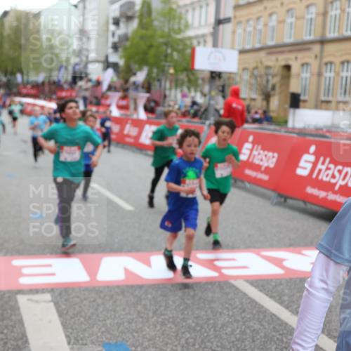 25.04.2026 - Das Zehntel Strokosch-Dieckow http://msf.ph/oto/9620571 25.04.2026 10:55:48 Ziel 5116, 5798, 5857, 5923, 5959, 6299, 6322, 6404, 6406, 6909, 7837, 7856, 7893 meine-sportfotos.de