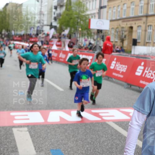25.04.2026 - Das Zehntel Strokosch-Dieckow http://msf.ph/oto/9620589 25.04.2026 10:55:48 Ziel 5116, 5798, 5857, 5923, 5959, 6299, 6322, 6404, 6406, 6909, 7837, 7856, 7893 meine-sportfotos.de