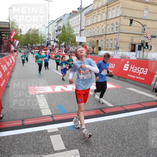 25.04.2026 - Das Zehntel Strokosch-Dieckow http://msf.ph/oto/9620606 25.04.2026 10:55:47 Ziel 5116, 5370, 5798, 5857, 5923, 5959, 6322, 6404, 6406, 7837, 7856, 7893 meine-sportfotos.de