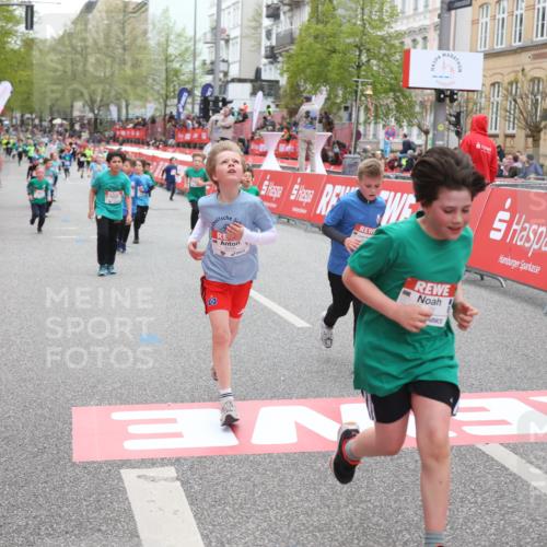 25.04.2026 - Das Zehntel Strokosch-Dieckow http://msf.ph/oto/9620722 25.04.2026 10:55:46 Ziel 5370, 5798, 5857, 5923, 5959, 6322, 6404, 6406, 7837, 7893 meine-sportfotos.de