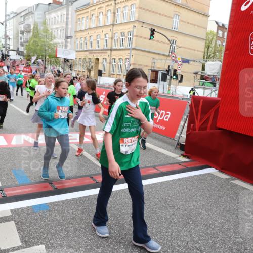 25.04.2026 - Das Zehntel Strokosch-Dieckow http://msf.ph/oto/9620808 25.04.2026 11:00:20 Ziel 5340, 5501, 5649, 5702, 5799, 5911, 5951, 5972, 6196, 6285, 6303, 6483, 6536, 6541, 6546, 6573, 6577, 6581, 6584, 6597, 6950, 6998, 7140, 7155, 7174, 7179, 7286, 7298, 7631, 7633, 7993 meine-sportfotos.de