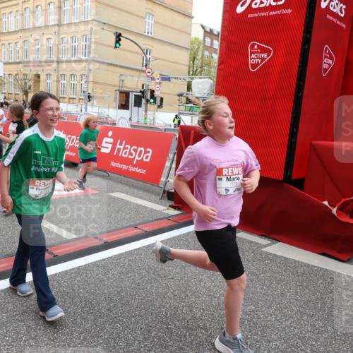 25.04.2026 - Das Zehntel Strokosch-Dieckow http://msf.ph/oto/9620846 25.04.2026 11:00:20 Ziel 5340, 5501, 5649, 5702, 5799, 5911, 5951, 5972, 6196, 6285, 6303, 6483, 6536, 6541, 6546, 6573, 6577, 6581, 6584, 6597, 6950, 6998, 7140, 7155, 7174, 7179, 7286, 7298, 7631, 7633, 7993 meine-sportfotos.de