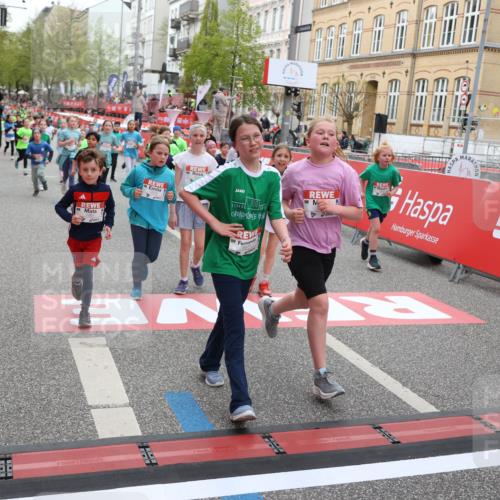 25.04.2026 - Das Zehntel Strokosch-Dieckow http://msf.ph/oto/9620934 25.04.2026 11:00:19 Ziel 5340, 5525, 5649, 5702, 5799, 5858, 5911, 5951, 5972, 6196, 6285, 6483, 6536, 6541, 6546, 6573, 6581, 6584, 6597, 6602, 6950, 6998, 7140, 7174, 7179, 7219, 7286, 7298, 7993 meine-sportfotos.de