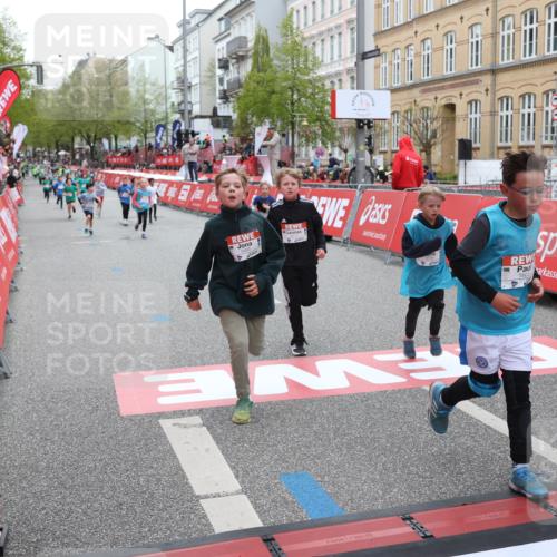 25.04.2026 - Das Zehntel Strokosch-Dieckow http://msf.ph/oto/9620953 25.04.2026 10:55:38 Ziel 5108, 5360, 5726, 5802, 5805, 6026, 6217, 6499, 6539, 6543, 6636, 6653, 6666, 6748, 7130, 7925 meine-sportfotos.de