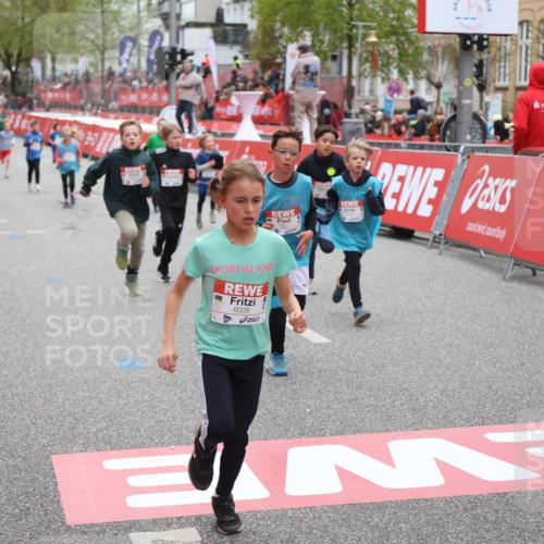 25.04.2026 - Das Zehntel Strokosch-Dieckow http://msf.ph/oto/9621073 25.04.2026 10:55:37 Ziel 5108, 5132, 5360, 5726, 5770, 5778, 5802, 5805, 6026, 6217, 6499, 6514, 6539, 6543, 6636, 6653, 6666, 6748, 7130, 7717, 7925 meine-sportfotos.de