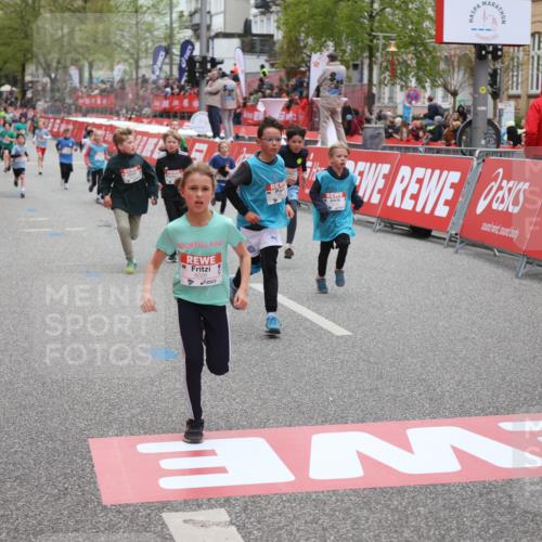 25.04.2026 - Das Zehntel Strokosch-Dieckow http://msf.ph/oto/9621099 25.04.2026 10:55:36 Ziel 5108, 5132, 5360, 5770, 5778, 5802, 5805, 6026, 6386, 6499, 6514, 6539, 6543, 6636, 6653, 6666, 6748, 7130, 7717, 7925 meine-sportfotos.de