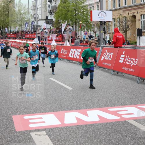 25.04.2026 - Das Zehntel Strokosch-Dieckow http://msf.ph/oto/9621165 25.04.2026 10:55:36 Ziel 5108, 5132, 5360, 5770, 5778, 5802, 5805, 6026, 6386, 6499, 6514, 6539, 6543, 6636, 6653, 6666, 6748, 7130, 7717, 7925 meine-sportfotos.de