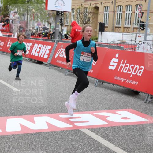 25.04.2026 - Das Zehntel Strokosch-Dieckow http://msf.ph/oto/9621186 25.04.2026 10:55:35 Ziel 5084, 5108, 5132, 5360, 5770, 5778, 5797, 5805, 6026, 6386, 6421, 6499, 6514, 6539, 6543, 6636, 6653, 7130, 7717, 7925 meine-sportfotos.de