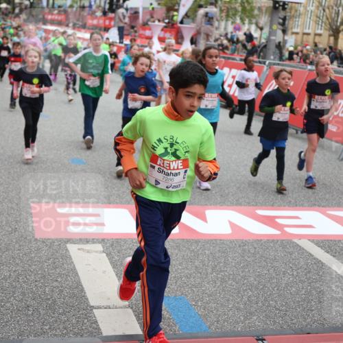 25.04.2026 - Das Zehntel Strokosch-Dieckow http://msf.ph/oto/9621236 25.04.2026 11:00:16 Ziel 5340, 5525, 5649, 5799, 5858, 5912, 5951, 5972, 6005, 6029, 6285, 6541, 6581, 6584, 6585, 6597, 6602, 6605, 6824, 6825, 6950, 7219, 7286, 7298, 7421, 7611 meine-sportfotos.de