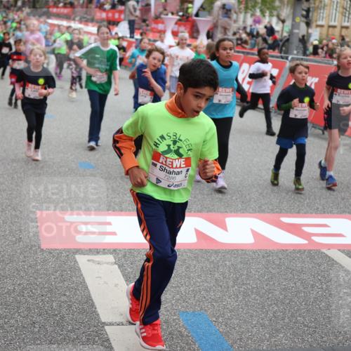 25.04.2026 - Das Zehntel Strokosch-Dieckow http://msf.ph/oto/9621249 25.04.2026 11:00:16 Ziel 5340, 5525, 5649, 5799, 5858, 5912, 5951, 5972, 6005, 6029, 6285, 6541, 6581, 6584, 6585, 6597, 6602, 6605, 6824, 6825, 6950, 7219, 7286, 7298, 7421, 7611 meine-sportfotos.de