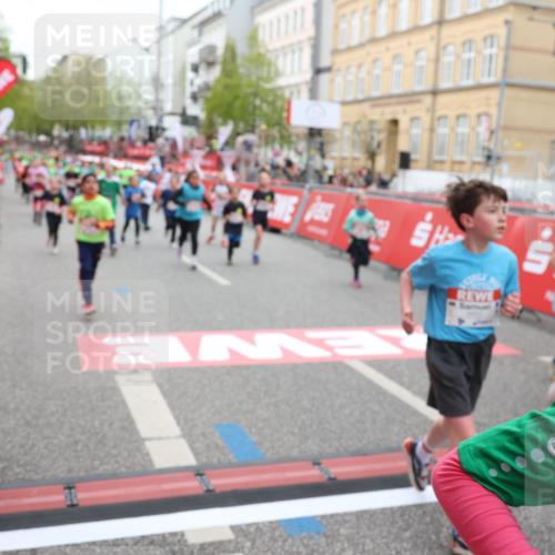 25.04.2026 - Das Zehntel Strokosch-Dieckow http://msf.ph/oto/9621308 25.04.2026 11:00:14 Ziel 5182, 5193, 5340, 5525, 5649, 5858, 5912, 5951, 6005, 6029, 6554, 6585, 6602, 6605, 6824, 6825, 6950, 7219, 7286, 7289, 7298, 7421, 7611 meine-sportfotos.de
