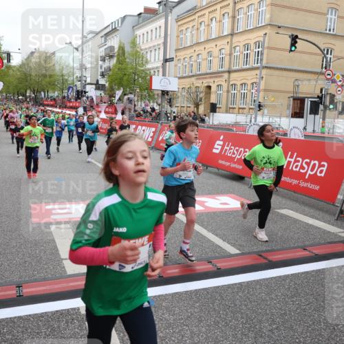 25.04.2026 - Das Zehntel Strokosch-Dieckow http://msf.ph/oto/9621327 25.04.2026 11:00:14 Ziel 5182, 5193, 5340, 5525, 5649, 5858, 5912, 5951, 6005, 6029, 6554, 6585, 6602, 6605, 6824, 6825, 6950, 7219, 7286, 7289, 7298, 7421, 7611 meine-sportfotos.de
