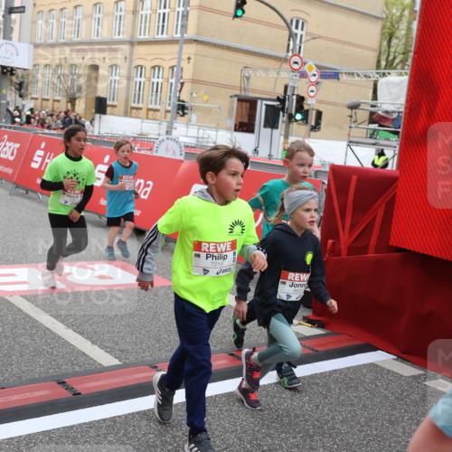 25.04.2026 - Das Zehntel Strokosch-Dieckow http://msf.ph/oto/9621366 25.04.2026 11:00:13 Ziel 5182, 5193, 5525, 5649, 5817, 5858, 5912, 6005, 6029, 6554, 6585, 6602, 6605, 6824, 6825, 6950, 7219, 7286, 7289, 7298, 7421, 7611 meine-sportfotos.de