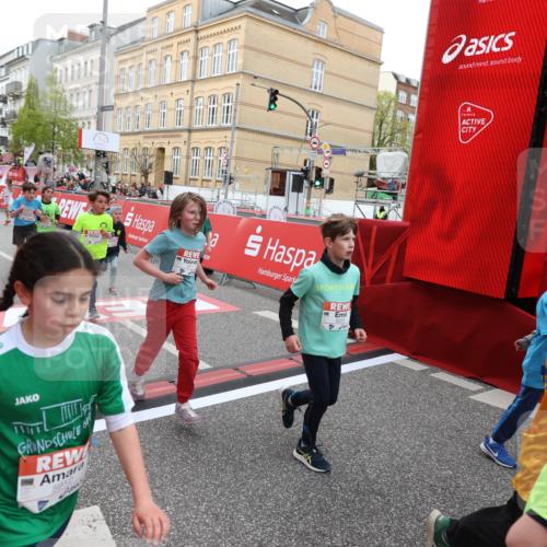 25.04.2026 - Das Zehntel Strokosch-Dieckow http://msf.ph/oto/9621485 25.04.2026 11:00:12 Ziel 5182, 5193, 5510, 5525, 5649, 5817, 5858, 5912, 5916, 6005, 6029, 6063, 6554, 6585, 6602, 6605, 6824, 6825, 6911, 6950, 7219, 7289, 7298, 7421, 7611 meine-sportfotos.de