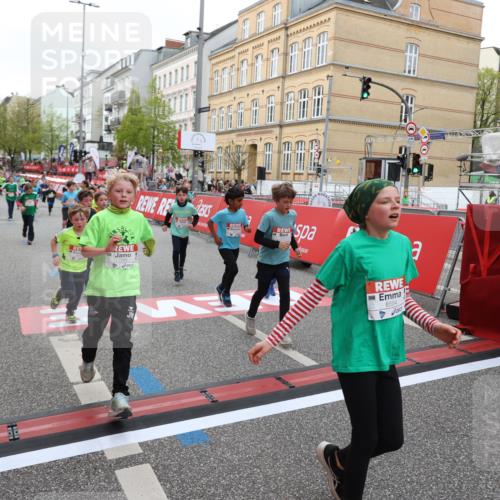 25.04.2026 - Das Zehntel Strokosch-Dieckow http://msf.ph/oto/9621668 25.04.2026 11:00:10 Ziel 5182, 5187, 5193, 5339, 5510, 5581, 5817, 5912, 5916, 6005, 6029, 6047, 6063, 6554, 6585, 6605, 6824, 6825, 6911, 7289, 7421, 7593, 7611, 7622, 7965 meine-sportfotos.de