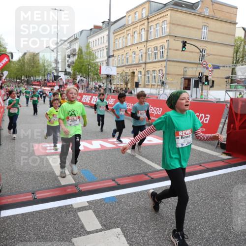 25.04.2026 - Das Zehntel Strokosch-Dieckow http://msf.ph/oto/9621698 25.04.2026 11:00:10 Ziel 5182, 5187, 5193, 5339, 5510, 5581, 5817, 5912, 5916, 6005, 6029, 6047, 6063, 6554, 6585, 6605, 6824, 6825, 6911, 7289, 7421, 7593, 7611, 7622, 7965 meine-sportfotos.de