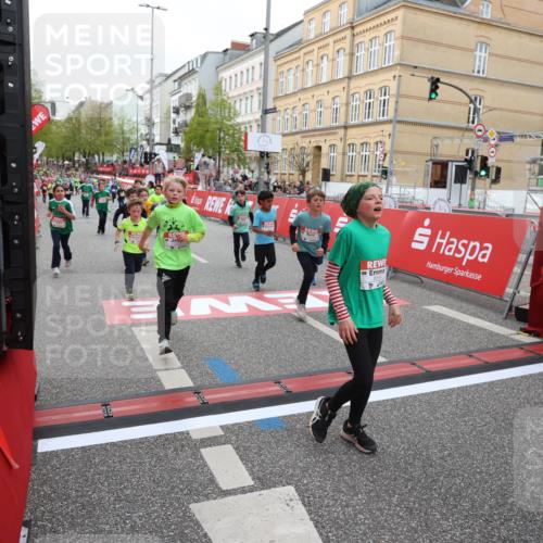 25.04.2026 - Das Zehntel Strokosch-Dieckow http://msf.ph/oto/9621741 25.04.2026 11:00:09 Ziel 5182, 5187, 5193, 5296, 5339, 5510, 5581, 5817, 5912, 5916, 6005, 6029, 6047, 6063, 6554, 6585, 6605, 6824, 6825, 6911, 7147, 7289, 7421, 7593, 7611, 7622, 7663, 7965 meine-sportfotos.de