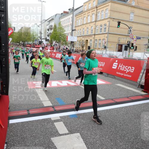 25.04.2026 - Das Zehntel Strokosch-Dieckow http://msf.ph/oto/9621763 25.04.2026 11:00:09 Ziel 5182, 5187, 5193, 5296, 5339, 5510, 5581, 5817, 5912, 5916, 6005, 6029, 6047, 6063, 6554, 6585, 6605, 6824, 6825, 6911, 7147, 7289, 7421, 7593, 7611, 7622, 7663, 7965 meine-sportfotos.de