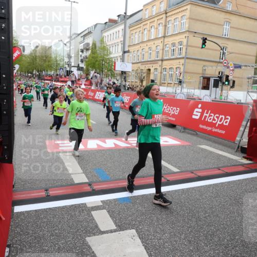 25.04.2026 - Das Zehntel Strokosch-Dieckow http://msf.ph/oto/9621780 25.04.2026 11:00:09 Ziel 5182, 5187, 5193, 5296, 5339, 5510, 5581, 5817, 5912, 5916, 6005, 6029, 6047, 6063, 6554, 6585, 6605, 6824, 6825, 6911, 7147, 7289, 7421, 7593, 7611, 7622, 7663, 7965 meine-sportfotos.de