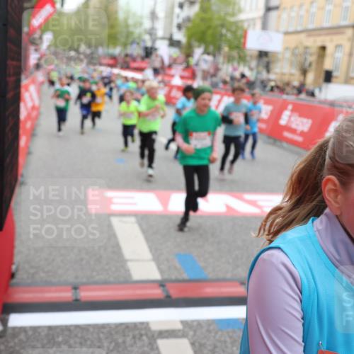 25.04.2026 - Das Zehntel Strokosch-Dieckow http://msf.ph/oto/9621816 25.04.2026 11:00:08 Ziel 5182, 5187, 5193, 5296, 5339, 5418, 5459, 5510, 5581, 5704, 5817, 5916, 6005, 6047, 6063, 6554, 6824, 6825, 6911, 7147, 7289, 7421, 7593, 7622, 7663, 7794, 7965 meine-sportfotos.de