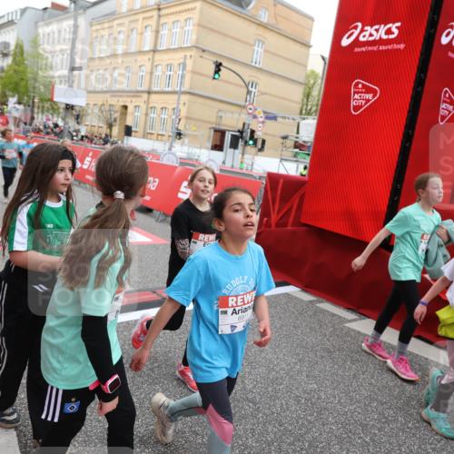 25.04.2026 - Das Zehntel Strokosch-Dieckow http://msf.ph/oto/9621920 25.04.2026 11:00:08 Ziel 5182, 5187, 5193, 5296, 5339, 5418, 5459, 5510, 5581, 5704, 5817, 5916, 6005, 6047, 6063, 6554, 6824, 6825, 6911, 7147, 7289, 7421, 7593, 7622, 7663, 7794, 7965 meine-sportfotos.de