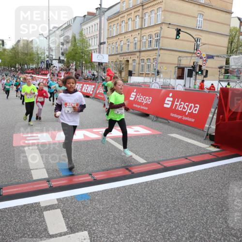 25.04.2026 - Das Zehntel Strokosch-Dieckow http://msf.ph/oto/9621959 25.04.2026 10:55:26 Ziel 5059, 5252, 5421, 5432, 5445, 5754, 6094, 6102, 6107, 6109, 6557, 6880, 7097, 7102, 7256, 7341, 7655, 7813, 7851, 7905, 8008 meine-sportfotos.de