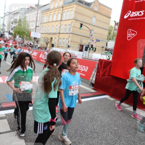 25.04.2026 - Das Zehntel Strokosch-Dieckow http://msf.ph/oto/9621961 25.04.2026 11:00:07 Ziel 5182, 5187, 5193, 5296, 5339, 5418, 5459, 5510, 5581, 5704, 5817, 5866, 5916, 6047, 6063, 6258, 6554, 6911, 7147, 7289, 7593, 7622, 7663, 7780, 7794, 7965 meine-sportfotos.de