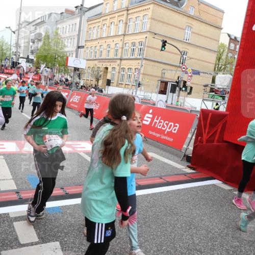 25.04.2026 - Das Zehntel Strokosch-Dieckow http://msf.ph/oto/9621989 25.04.2026 11:00:07 Ziel 5182, 5187, 5193, 5296, 5339, 5418, 5459, 5510, 5581, 5704, 5817, 5866, 5916, 6047, 6063, 6258, 6554, 6911, 7147, 7289, 7593, 7622, 7663, 7780, 7794, 7965 meine-sportfotos.de