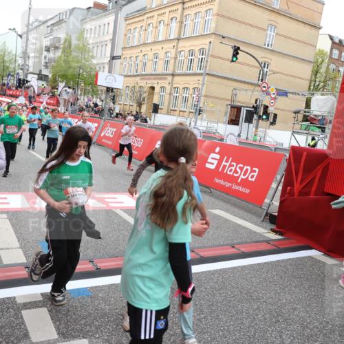 25.04.2026 - Das Zehntel Strokosch-Dieckow http://msf.ph/oto/9622003 25.04.2026 11:00:07 Ziel 5182, 5187, 5193, 5296, 5339, 5418, 5459, 5510, 5581, 5704, 5817, 5866, 5916, 6047, 6063, 6258, 6554, 6911, 7147, 7289, 7593, 7622, 7663, 7780, 7794, 7965 meine-sportfotos.de