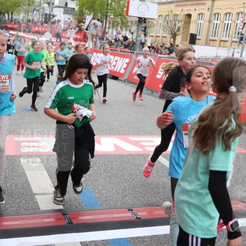25.04.2026 - Das Zehntel Strokosch-Dieckow http://msf.ph/oto/9622054 25.04.2026 11:00:07 Ziel 5182, 5187, 5193, 5296, 5339, 5418, 5459, 5510, 5581, 5704, 5817, 5866, 5916, 6047, 6063, 6258, 6554, 6911, 7147, 7289, 7593, 7622, 7663, 7780, 7794, 7965 meine-sportfotos.de