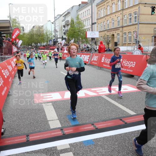 25.04.2026 - Das Zehntel Strokosch-Dieckow http://msf.ph/oto/9622257 25.04.2026 10:55:20 Ziel 5072, 5306, 5355, 5421, 5445, 5755, 5847, 6017, 6107, 6127, 6635, 6714, 6880, 6972, 7206, 7526, 7584, 7601, 7905 meine-sportfotos.de