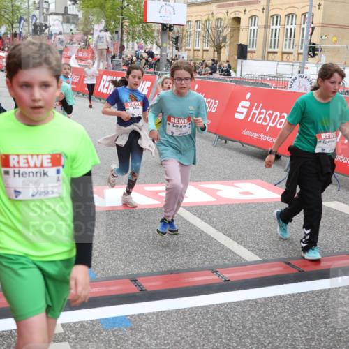 25.04.2026 - Das Zehntel Strokosch-Dieckow http://msf.ph/oto/9622275 25.04.2026 11:00:04 Ziel 5178, 5187, 5296, 5339, 5382, 5418, 5459, 5510, 5581, 5693, 5699, 5704, 5866, 5916, 6047, 6063, 6258, 6911, 7086, 7147, 7313, 7335, 7587, 7593, 7616, 7622, 7663, 7780, 7794, 7965 meine-sportfotos.de