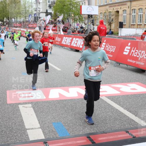 25.04.2026 - Das Zehntel Strokosch-Dieckow http://msf.ph/oto/9622318 25.04.2026 10:55:19 Ziel 5072, 5306, 5355, 5421, 5755, 5847, 6017, 6107, 6127, 6635, 6714, 6972, 7095, 7206, 7526, 7584, 7601, 7905 meine-sportfotos.de