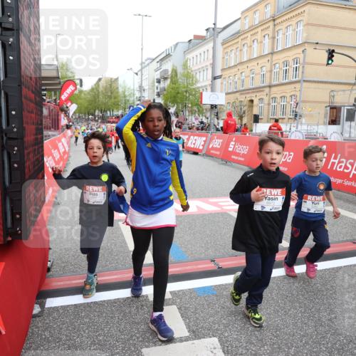 25.04.2026 - Das Zehntel Strokosch-Dieckow http://msf.ph/oto/9622383 25.04.2026 10:55:16 Ziel 5072, 5088, 5098, 5255, 5306, 5355, 5470, 5590, 5755, 5847, 6017, 6070, 6127, 6613, 6635, 6714, 6924, 6972, 7095, 7206, 7526 meine-sportfotos.de
