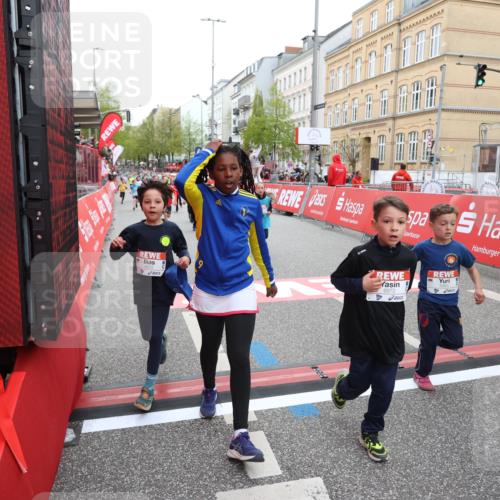 25.04.2026 - Das Zehntel Strokosch-Dieckow http://msf.ph/oto/9622397 25.04.2026 10:55:16 Ziel 5072, 5088, 5098, 5255, 5306, 5355, 5470, 5590, 5755, 5847, 6017, 6070, 6127, 6613, 6635, 6714, 6924, 6972, 7095, 7206, 7526 meine-sportfotos.de