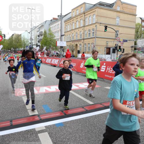 25.04.2026 - Das Zehntel Strokosch-Dieckow http://msf.ph/oto/9622460 25.04.2026 10:55:15 Ziel 5072, 5088, 5098, 5113, 5255, 5306, 5355, 5447, 5470, 5590, 5755, 5901, 5903, 6017, 6070, 6613, 6635, 6714, 6924, 6972, 7095, 7206, 7526 meine-sportfotos.de