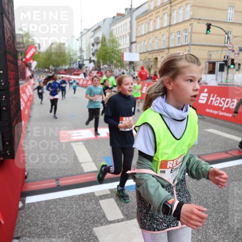 25.04.2026 - Das Zehntel Strokosch-Dieckow http://msf.ph/oto/9622568 25.04.2026 10:55:13 Ziel 5004, 5072, 5088, 5098, 5113, 5255, 5306, 5376, 5447, 5470, 5590, 5591, 5901, 5903, 6017, 6070, 6613, 6714, 6844, 6920, 6923, 6924, 6972, 7095, 7526, 7949 meine-sportfotos.de