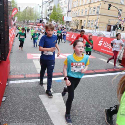 25.04.2026 - Das Zehntel Strokosch-Dieckow http://msf.ph/oto/9622611 25.04.2026 11:00:01 Ziel 5178, 5179, 5296, 5380, 5382, 5399, 5418, 5459, 5595, 5638, 5693, 5699, 5704, 5866, 5962, 6258, 6372, 6547, 7077, 7086, 7147, 7152, 7313, 7333, 7335, 7587, 7616, 7663, 7684, 7780, 7794, 7886 meine-sportfotos.de