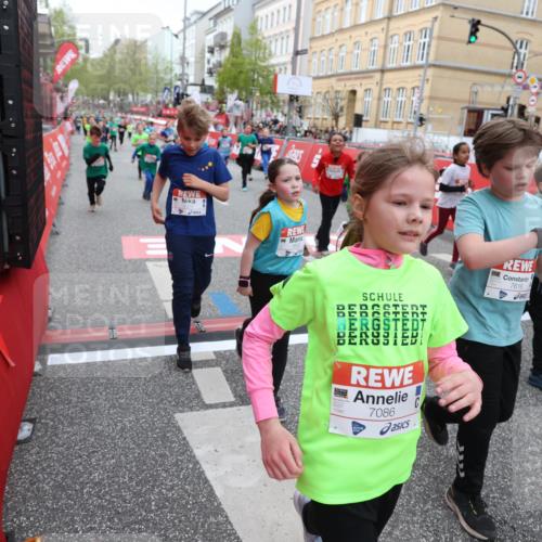 25.04.2026 - Das Zehntel Strokosch-Dieckow http://msf.ph/oto/9622659 25.04.2026 11:00:00 Ziel 5178, 5179, 5307, 5380, 5382, 5399, 5418, 5459, 5489, 5595, 5638, 5693, 5699, 5704, 5866, 5962, 6258, 6372, 6547, 6736, 7077, 7086, 7152, 7313, 7333, 7335, 7397, 7420, 7469, 7587, 7616, 7684, 7780, 7794, 7886 meine-sportfotos.de