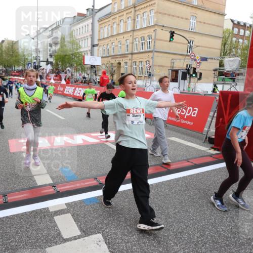 25.04.2026 - Das Zehntel Strokosch-Dieckow http://msf.ph/oto/9622683 25.04.2026 10:55:12 Ziel 5004, 5088, 5098, 5113, 5255, 5376, 5403, 5447, 5470, 5590, 5591, 5901, 5903, 6017, 6070, 6613, 6844, 6920, 6923, 6924, 7095, 7526, 7741, 7949 meine-sportfotos.de