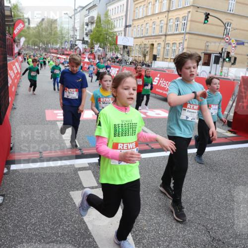 25.04.2026 - Das Zehntel Strokosch-Dieckow http://msf.ph/oto/9622684 25.04.2026 11:00:00 Ziel 5178, 5179, 5307, 5380, 5382, 5399, 5418, 5459, 5489, 5595, 5638, 5693, 5699, 5704, 5866, 5962, 6258, 6372, 6547, 6736, 7077, 7086, 7152, 7313, 7333, 7335, 7397, 7420, 7469, 7587, 7616, 7684, 7780, 7794, 7886 meine-sportfotos.de
