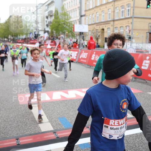 25.04.2026 - Das Zehntel Strokosch-Dieckow http://msf.ph/oto/9622751 25.04.2026 10:55:10 Ziel 5004, 5088, 5098, 5113, 5255, 5376, 5403, 5447, 5470, 5590, 5591, 5901, 5903, 6070, 6613, 6844, 6920, 6923, 6924, 7175, 7249, 7311, 7741, 7949 meine-sportfotos.de